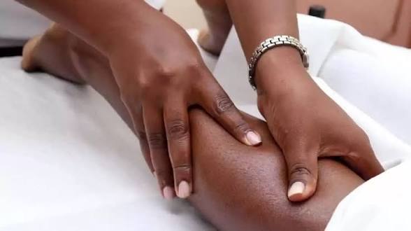 Sports massage session by MassageJohnny in Nairobi